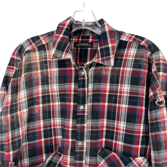ZARA Cropped Plaid Shirt Black Red Snap Front Raw Hem Size S Oversized Relaxed - Picture 3 of 7